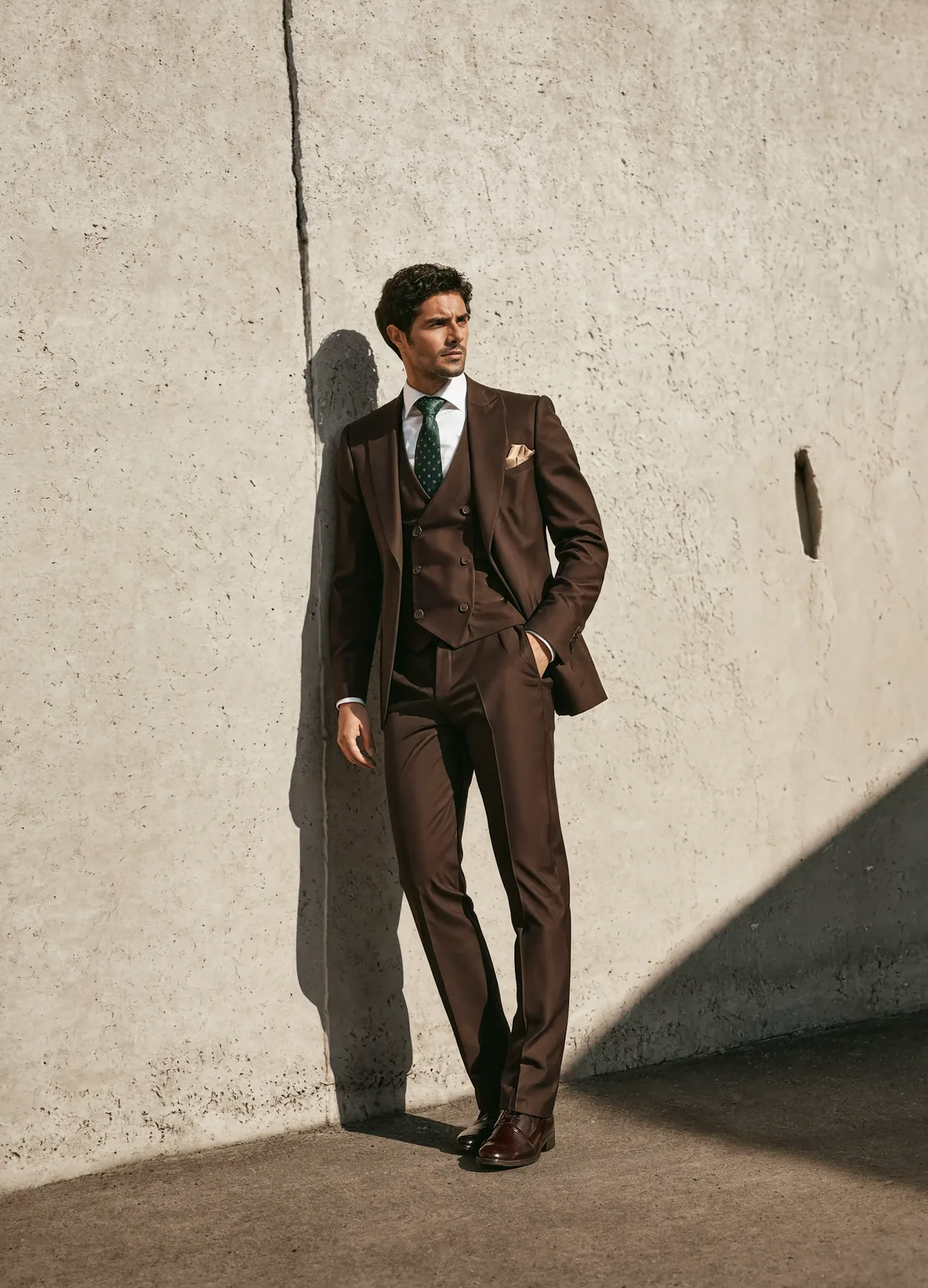 Modelo 033 — Traje Formal